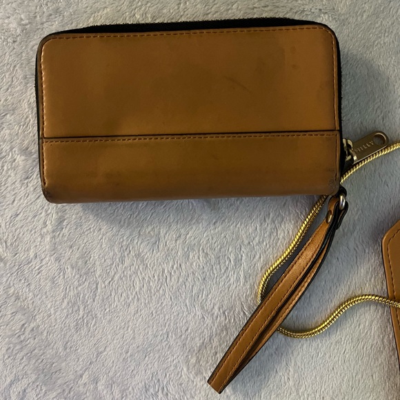 MILLY Clutch/Shoulder Bag with Matching Wallet - Picture 10 of 12